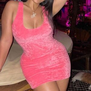 Elegant Pink Velvet Dress